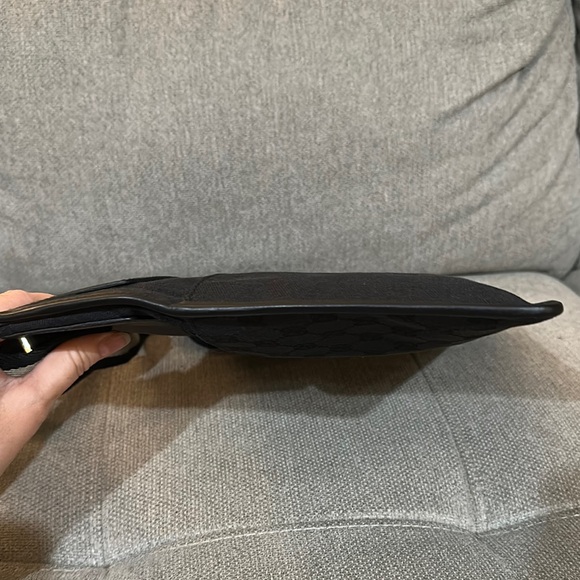 Gucci Bag - Picture 6 of 15